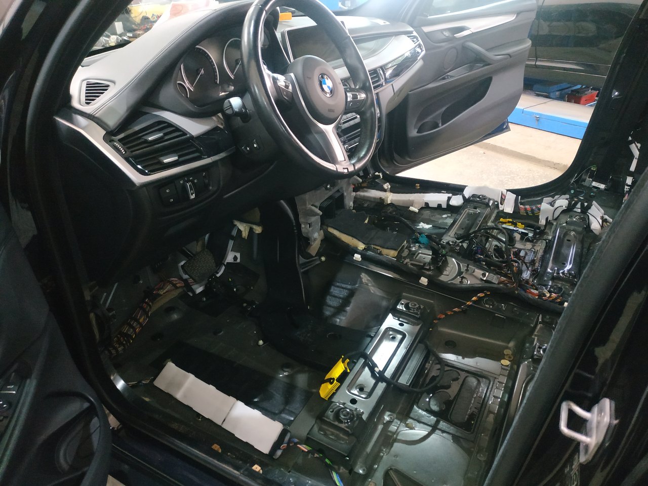 сушка салона BMW X5 F15
