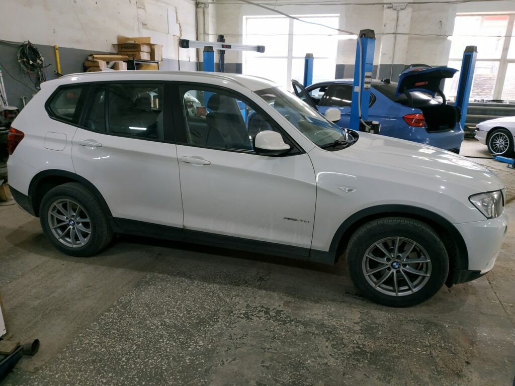 Как завести bmw x3 с ключа