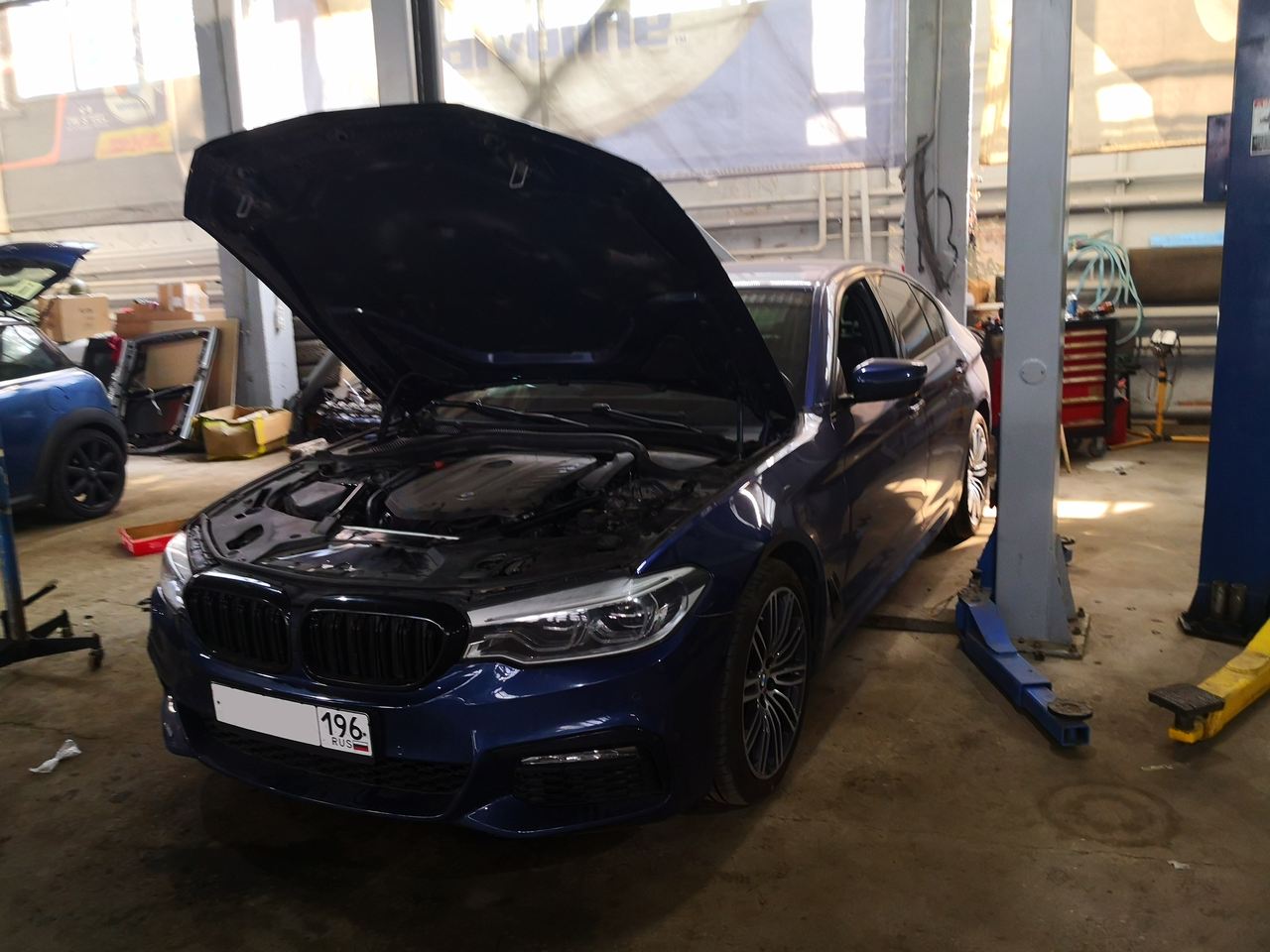 BMW G30 с новым двигателем после замены