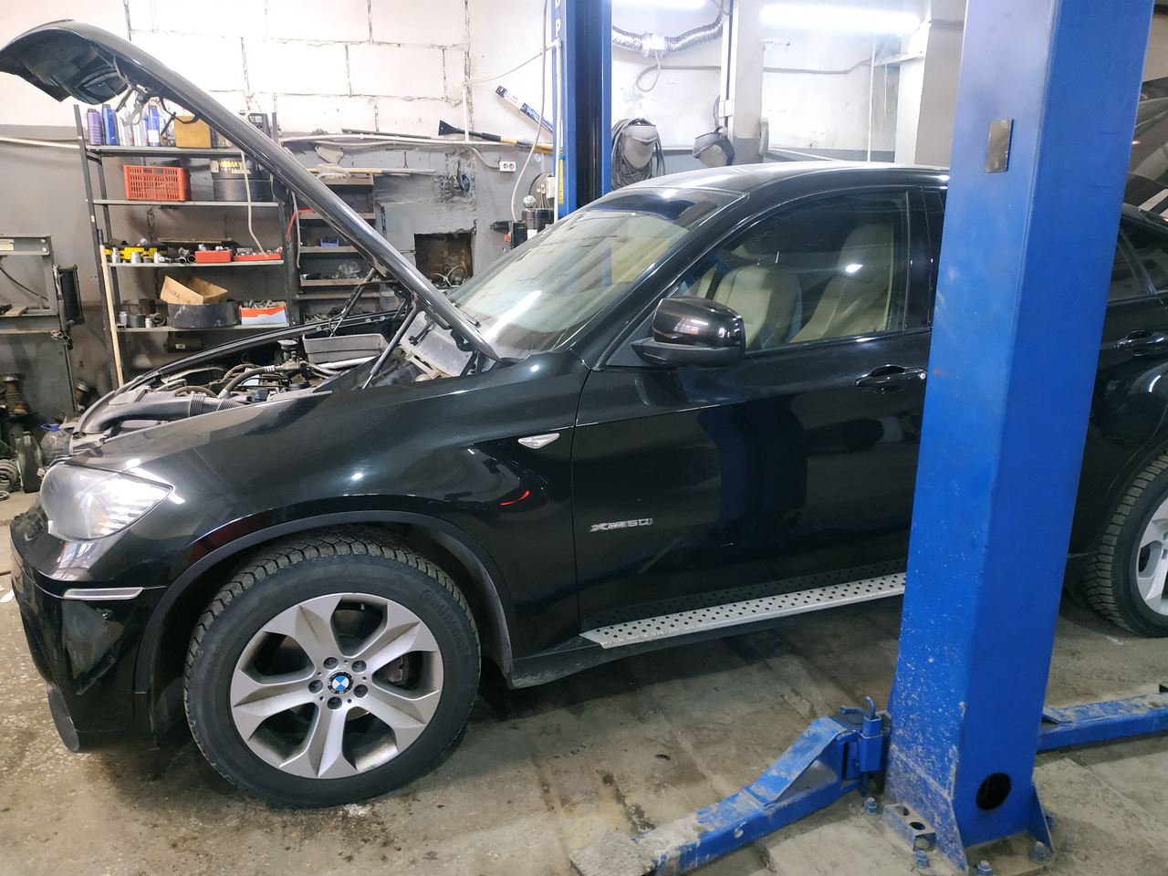 BMW X6 E71 после замены клапанной крышки