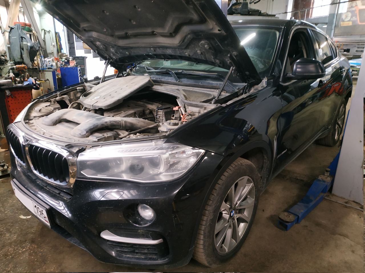 BMW X6 F16 30d 2015, замена АКПП
