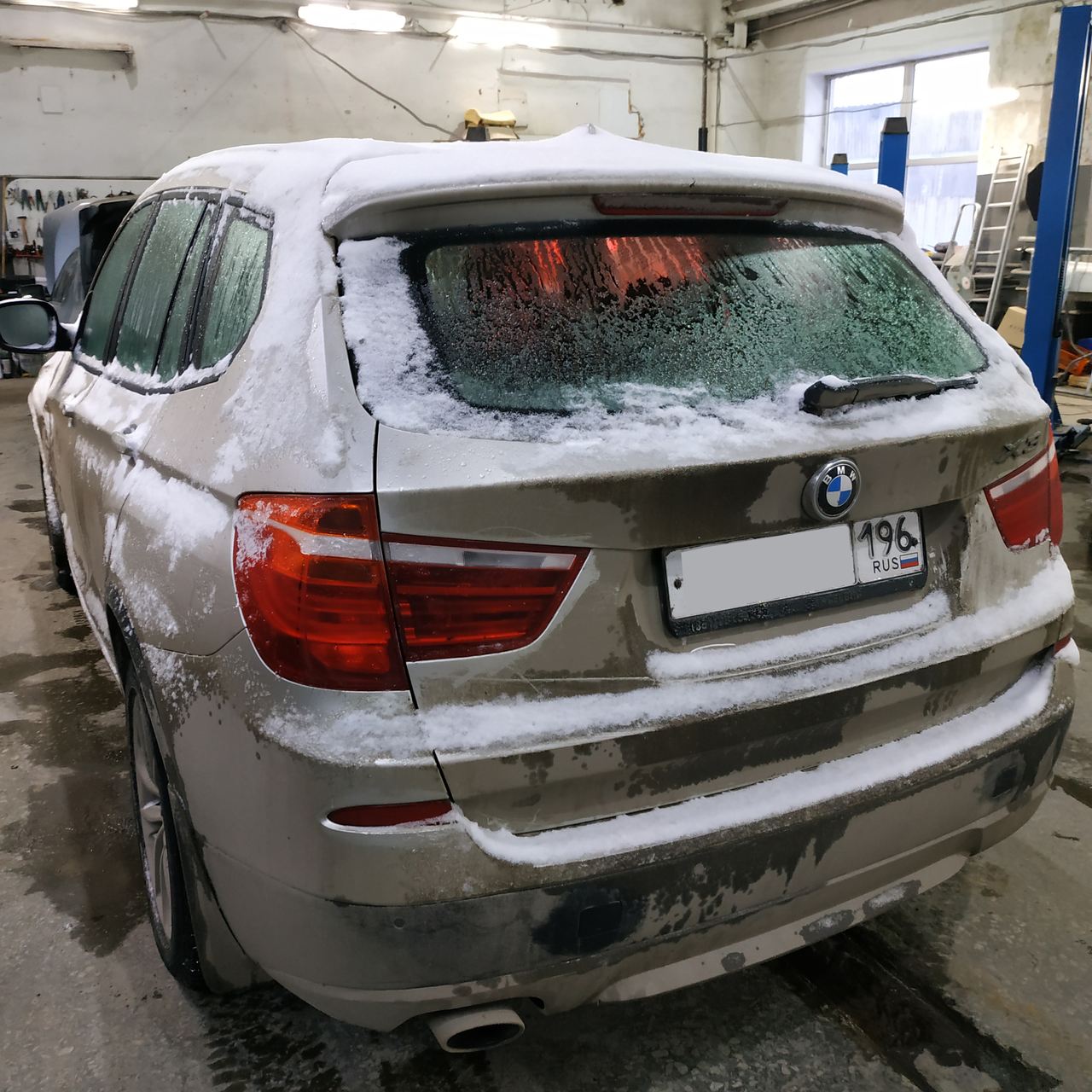 ремонт потопителя BMW F25