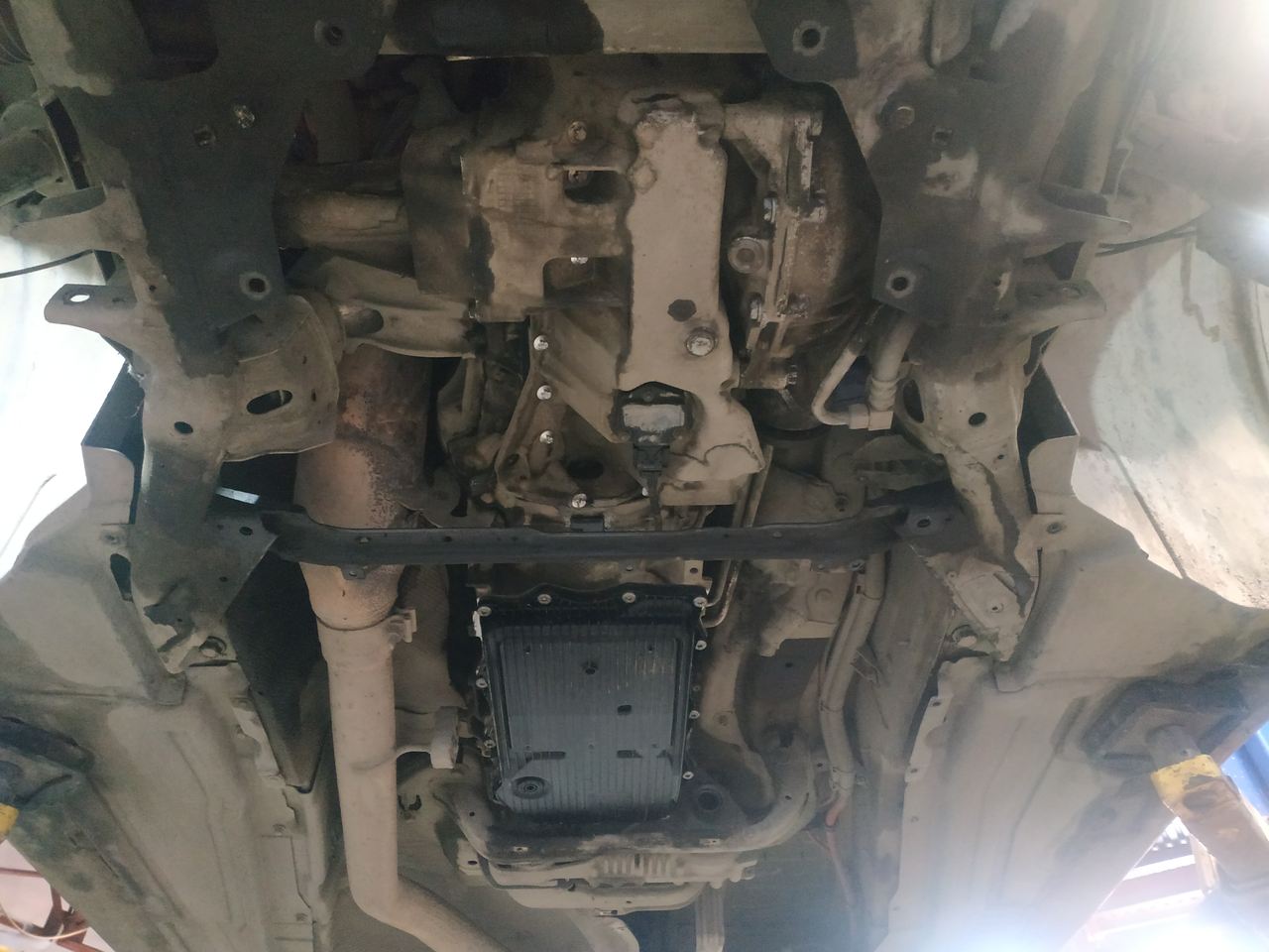 Замена прокладки поддона картера двигателя, BMW X6 E71