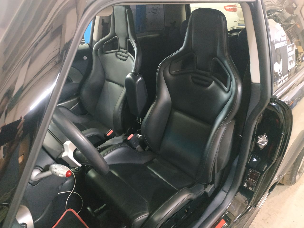 спортивные сидения ковши на MINI Cooper S R53