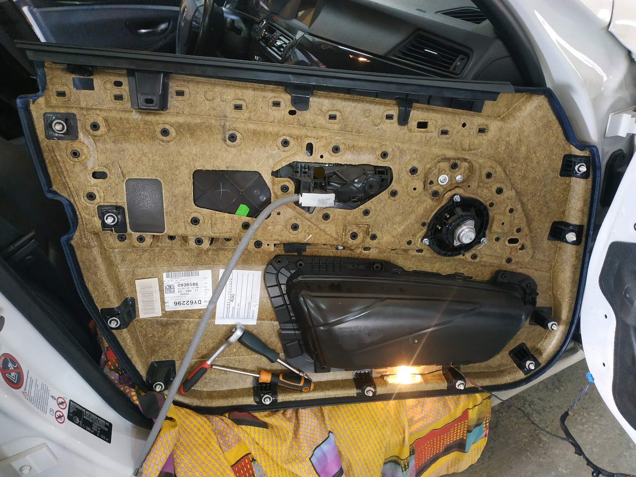 ремонт замка двери, BMW F10