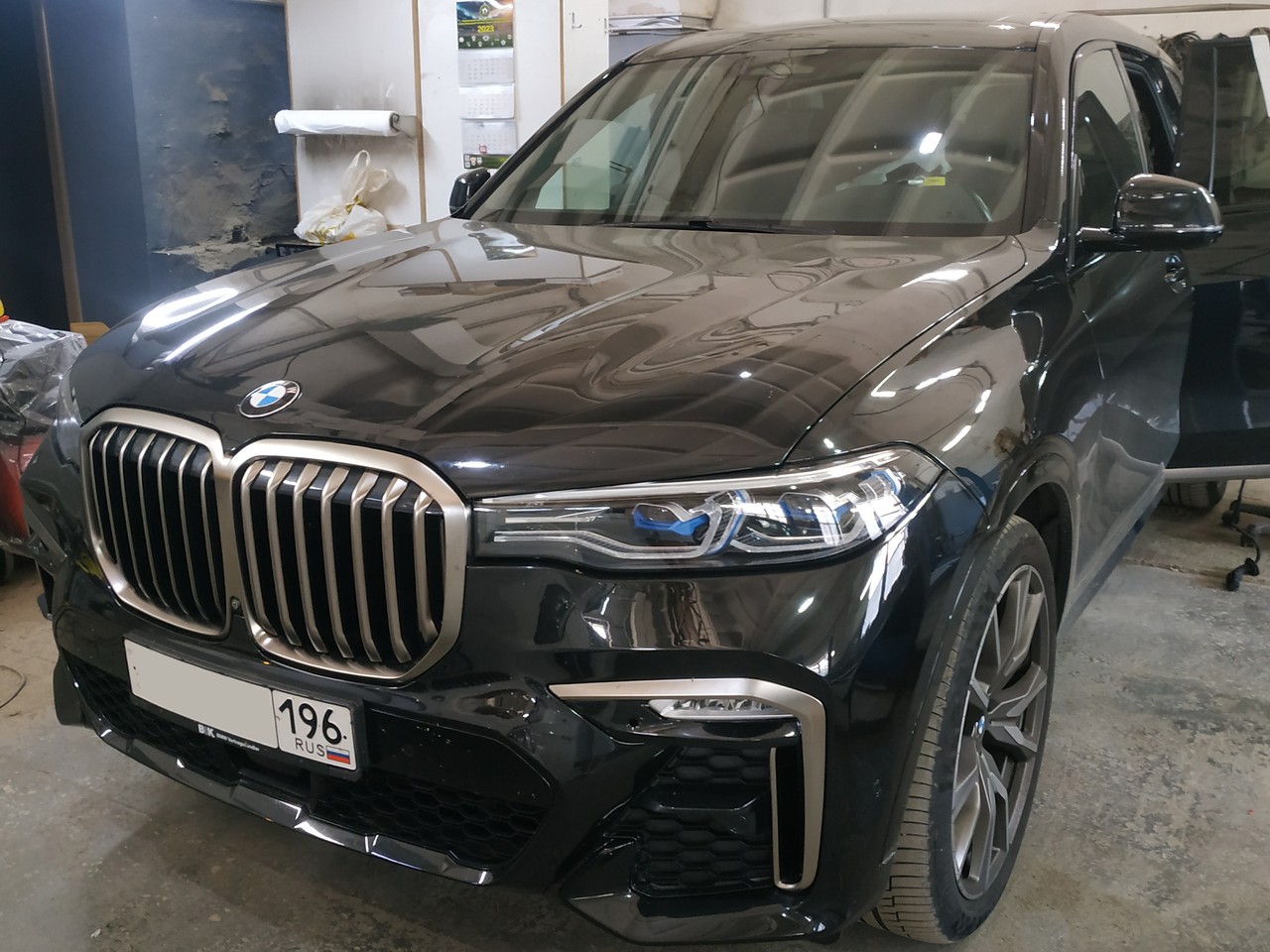 BMW G07 X7 M50d 2019 г.в. , дооснащение доводчиками дверей