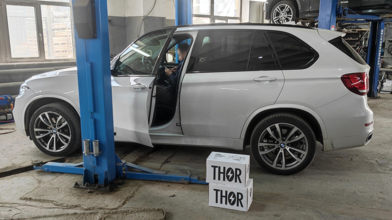 BMW X5 F15 40d  2016 г.в., установка выхлопа Thor