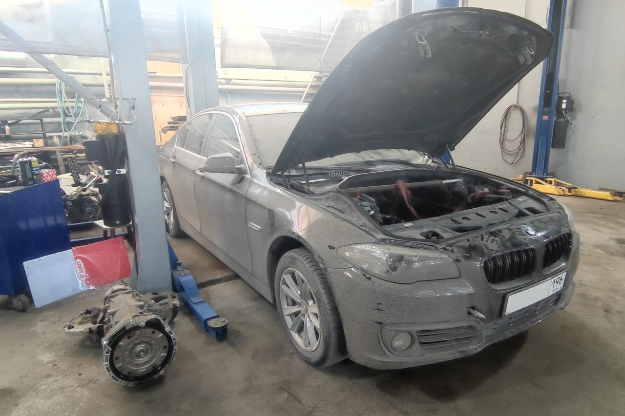 BMW F10 520d 2014, замена двигателя