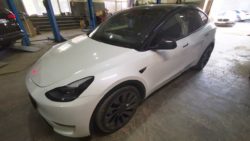 Tesla Y 2022, замена фильтров салона, Екатеринбург