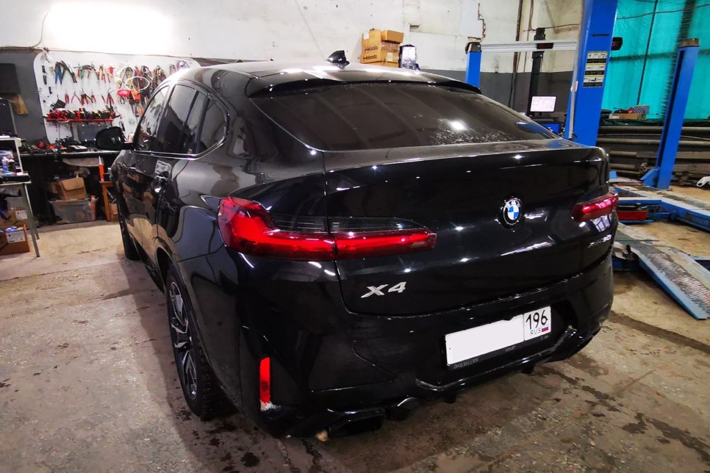 BMW X4 G02 30i 2022, замена монитора НБТ Эво